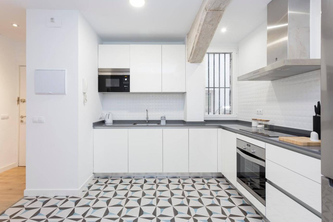 Modern & Chic 2br/2ba In Trendy Chueca Apartamento