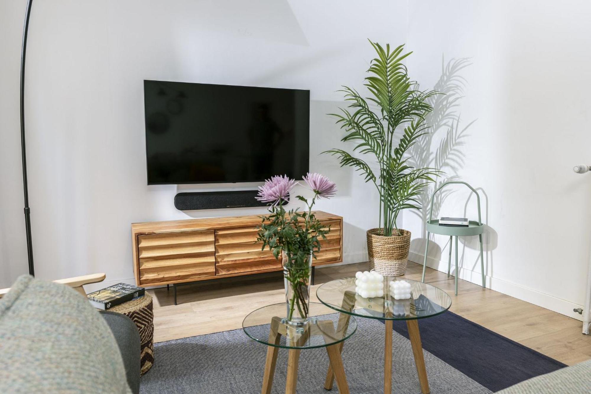 Apartamento Modern & Chic 2br/2ba In Trendy Chueca